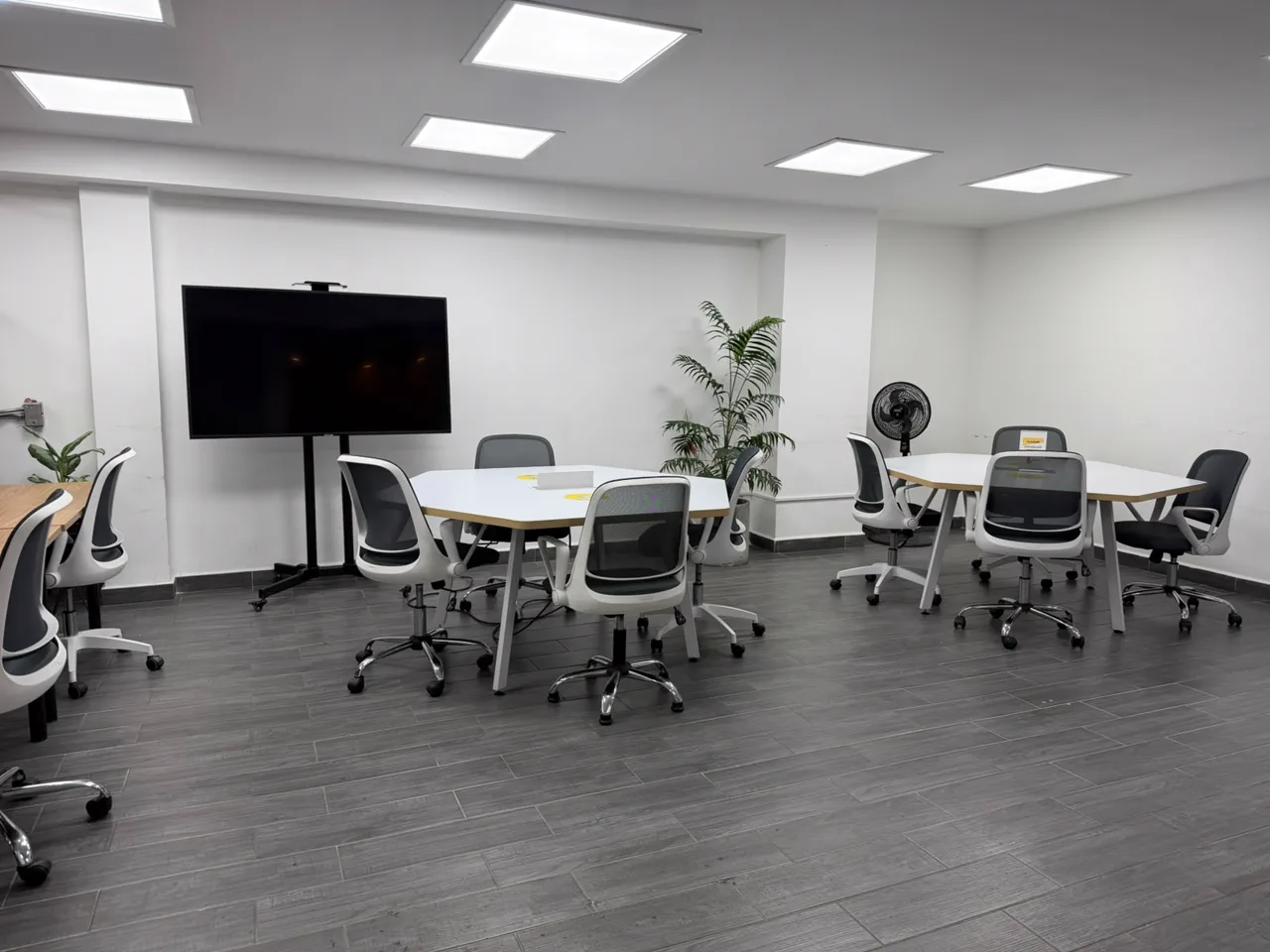 Espacios abiertos para trabajar en equipo